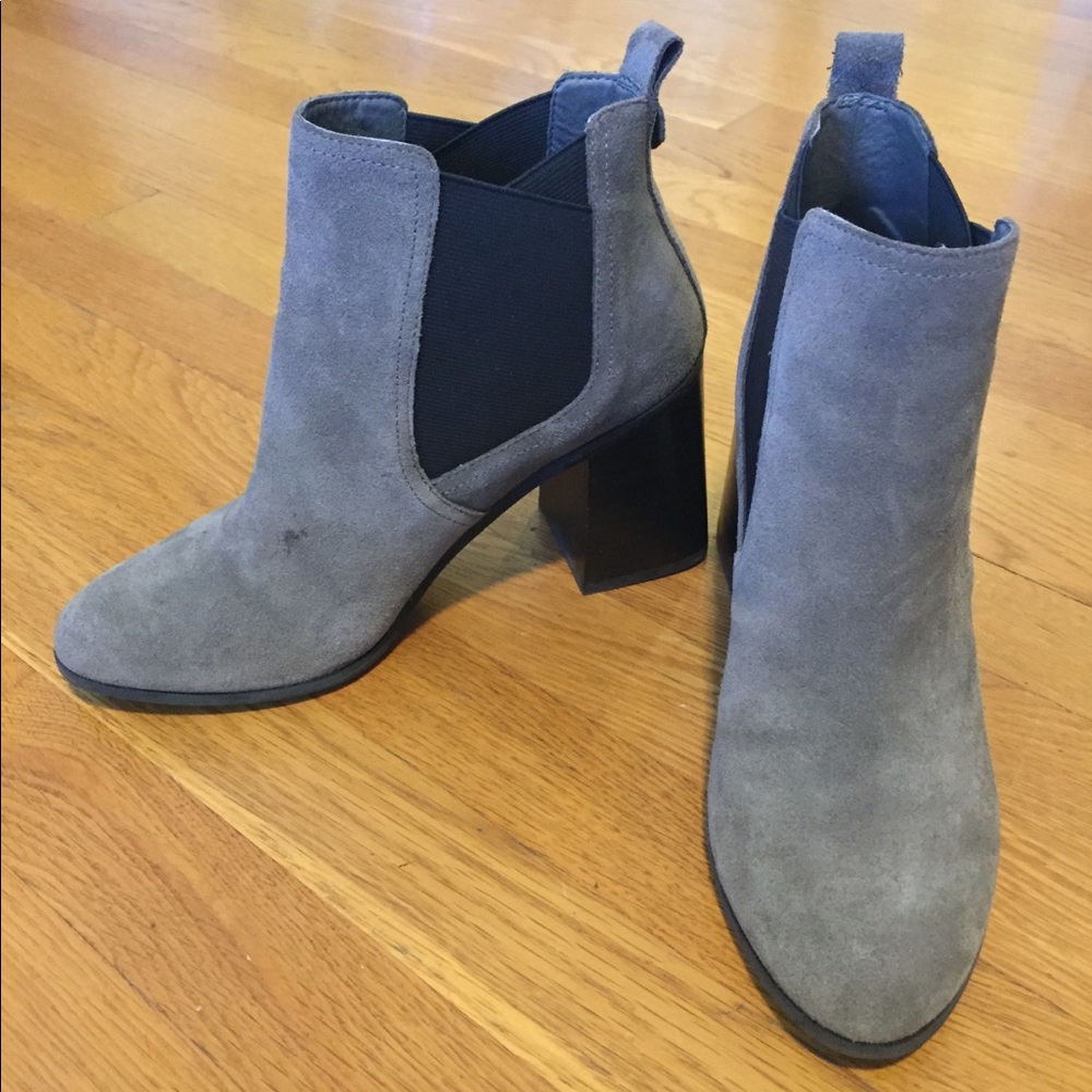 Nordstrom B.P. Grey Suede Chelsea Heeled Booties